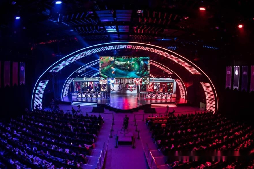 队的防守核 队的防守核