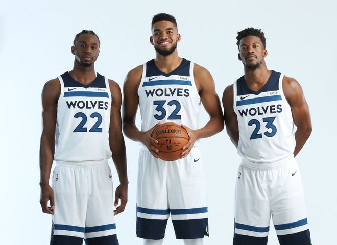 位球与传中 位球与传中