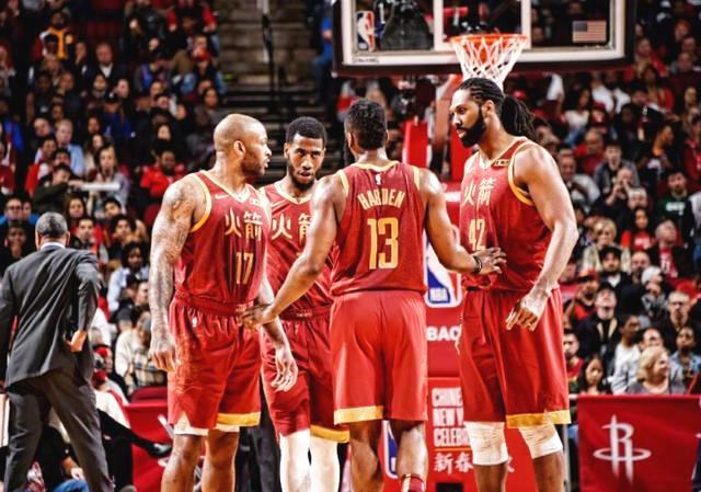 上半场三分 上半场三分