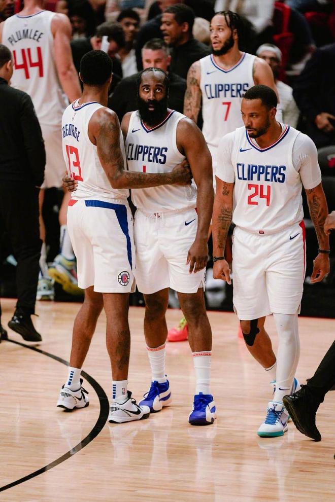 攻的赛季目 攻的赛季目