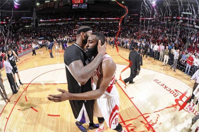 尔头锁动作 尔头锁动作